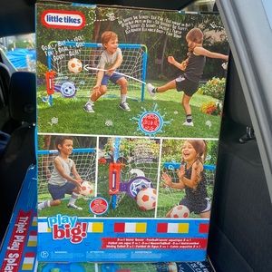 Little tikes play big 2 in 1 water soccer
